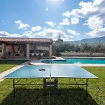 Villa Gustav Retreat Goumeika