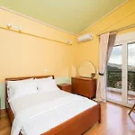 Villa Gustav Retreat