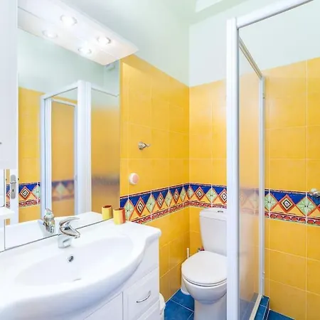 Villa Gustav Retreat Goumeika